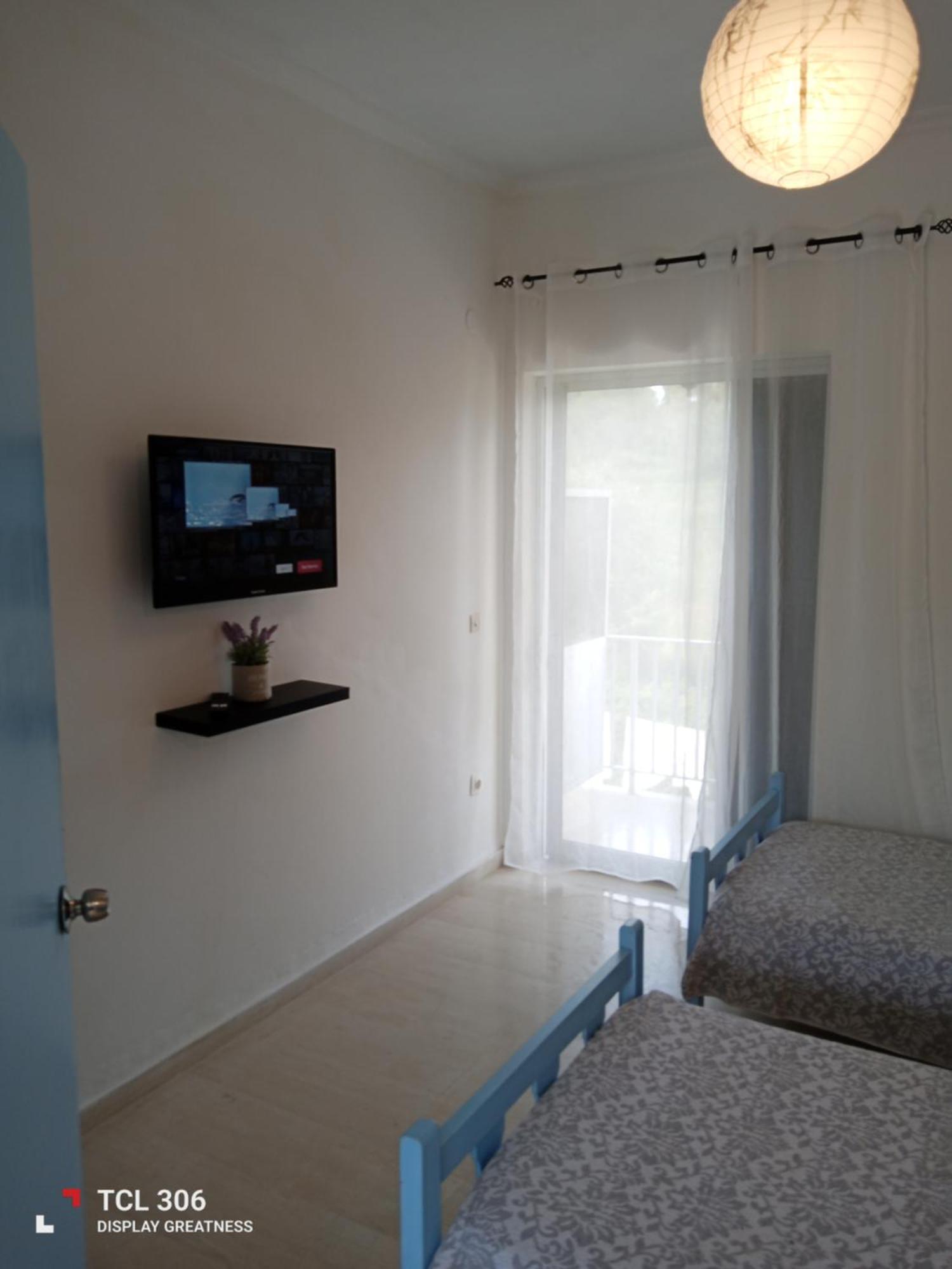 Rose Apartments Mesonghi 莫拉蒂卡 外观 照片