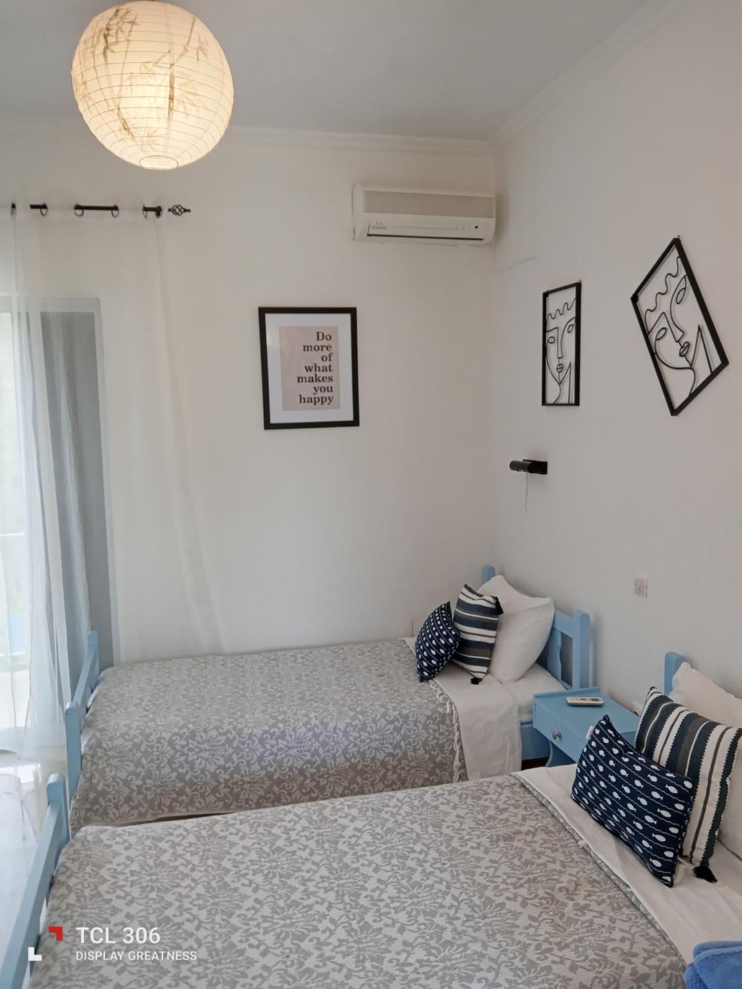 Rose Apartments Mesonghi 莫拉蒂卡 外观 照片